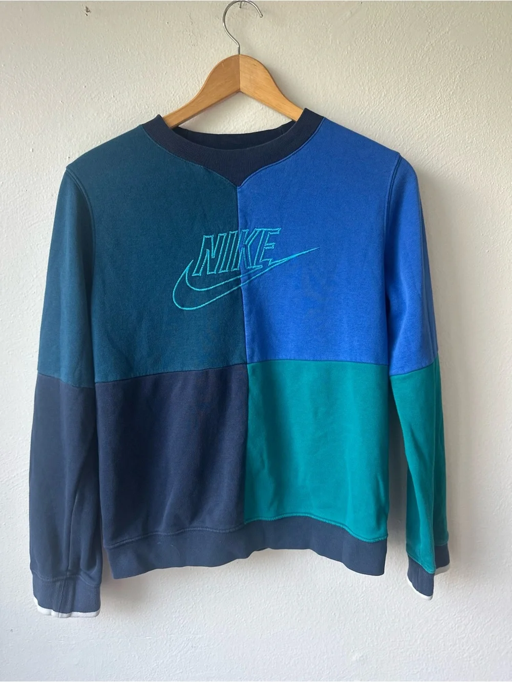Nike Sportswear Older Boys' Amplify Sweatshirt